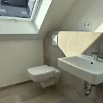 C Homes - & Lofts דירה זלצגיטר