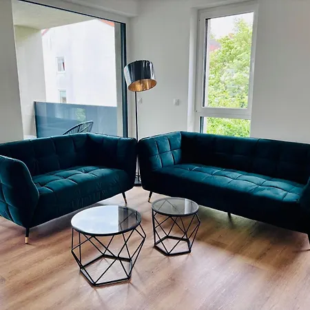 C Homes - & Lofts شقة