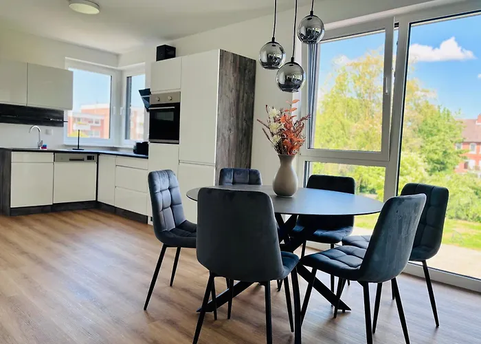 C Homes - & Lofts Апартаменты *